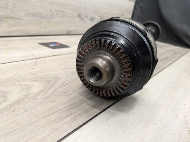 16-22 OEM BMW G11 G12 750 M760 Rear Right Passenger Output Half Shaft CV Axle