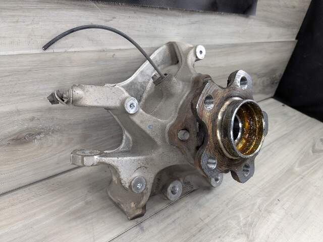 18-24 OEM BMW G01 X3 REAR Left Driver Side Knuckle Wheel Hub Spindle Bearing