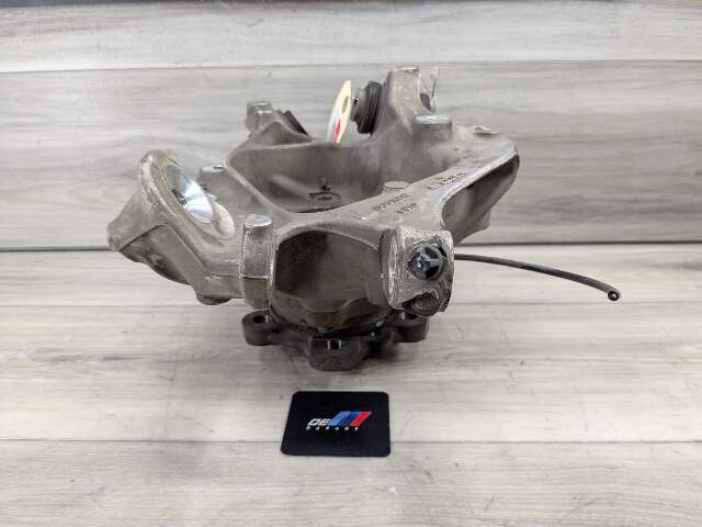 18-24 OEM BMW G01 X3 REAR Left Driver Side Knuckle Wheel Hub Spindle Bearing