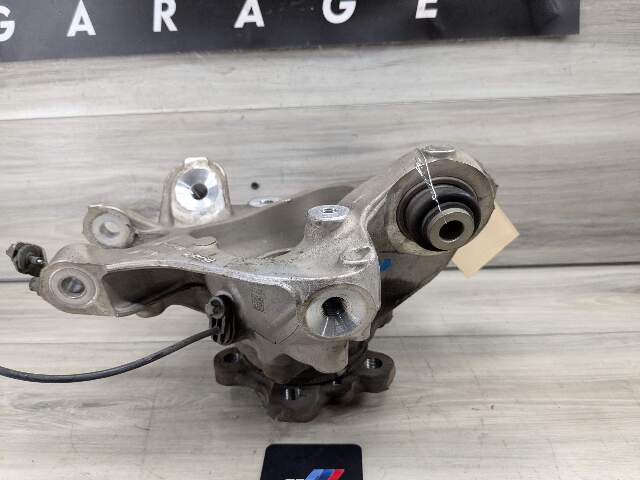 18-24 OEM BMW G01 X3 REAR Left Driver Side Knuckle Wheel Hub Spindle Bearing