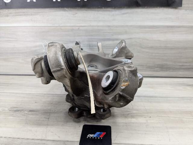 18-24 OEM BMW G01 X3 REAR Left Driver Side Knuckle Wheel Hub Spindle Bearing