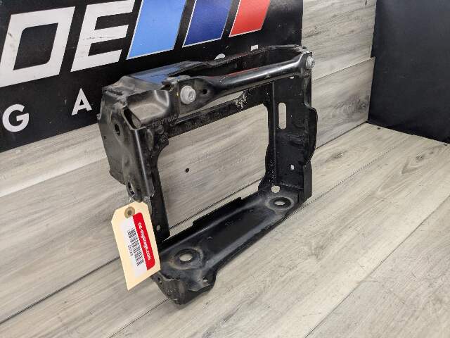 OEM BMW G01 G02 F97 X3 X4 Front Right Passenger Radiator Reinforcement Bracket