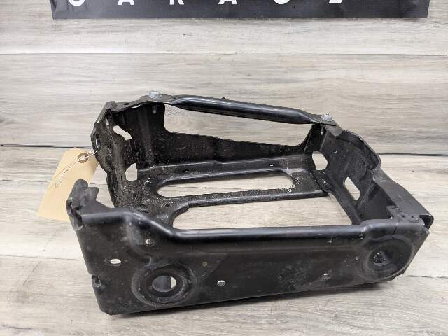 OEM BMW G01 G02 F97 X3 X4 Front Right Passenger Radiator Reinforcement Bracket