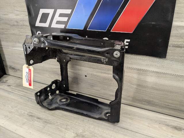 OEM BMW G01 G02 F97 X3 X4 Front Right Passenger Radiator Reinforcement Bracket