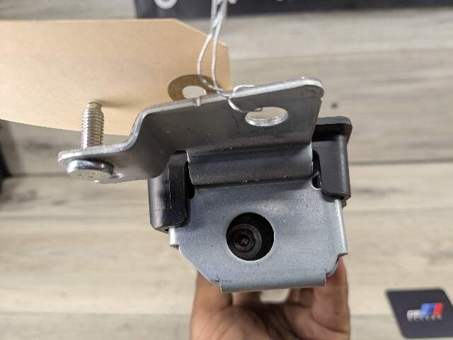 12-20 OEM BMW F22 F30 F32 F80 F82 Front Left Driver Side Knee Lower Dash Airbag
