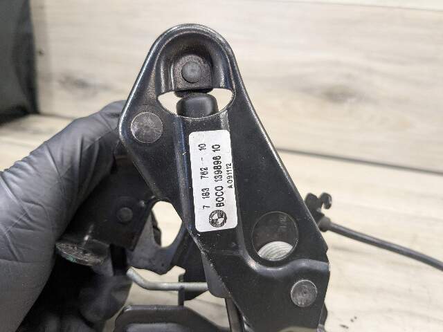 OEM BMW F02 F06 F10 F12 F13 M5 M6 Hood Left Right Hood Lock Latch w/ Cable SET