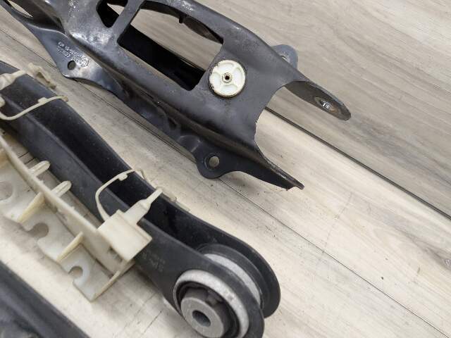 19-25 OEM BMW G05 G06 G07 X5 X7 Rear Right Passenger Control Arm Wishbone SET