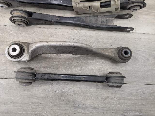 19-25 OEM BMW G05 G06 G07 X5 X7 Rear Right Passenger Control Arm Wishbone SET