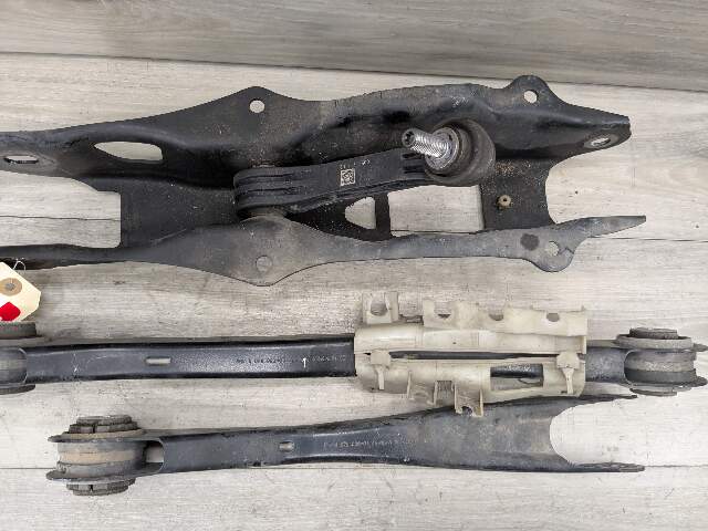 19-25 OEM BMW G05 G06 G07 X5 X7 Rear Right Passenger Control Arm Wishbone SET