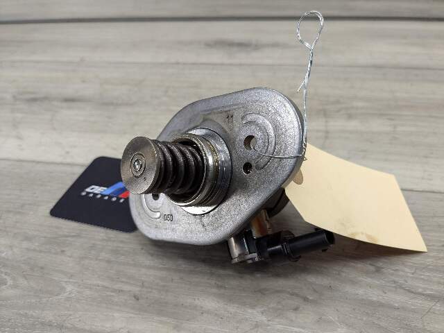 OEM BMW G05 G07 G12* G15 G30 Engine N63 S63 V8 HPFP High Pressure Fuel Pump 5-8