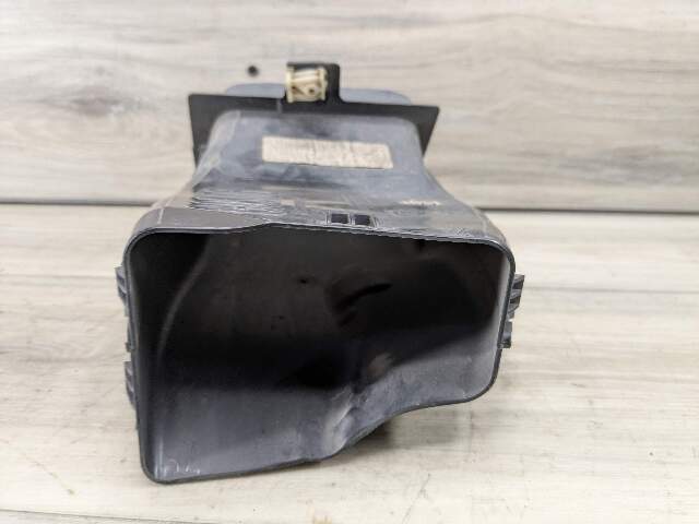 19-25 OEM BME G05 G06 X5 X6 Left Driver Side Bumper Brake Air Duct Vent Trim