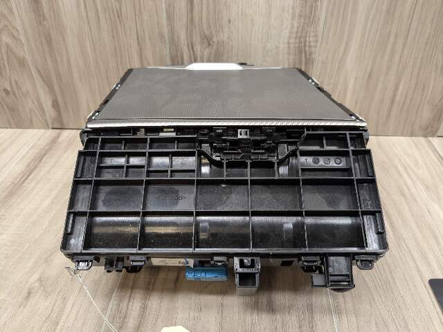 19-24 OEM BMW G20 G22 G23 330 M340 430 M440 Center Console Storage Cup Holder