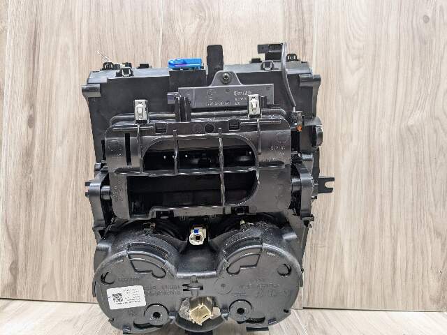 19-24 OEM BMW G20 G22 G23 330 M340 430 M440 Center Console Storage Cup Holder