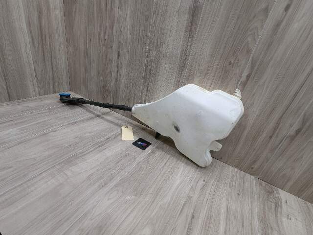 OEM BMW G20 G22 G23 330 M340 Windshield Wipe Washer Bottle Tank Reservoir