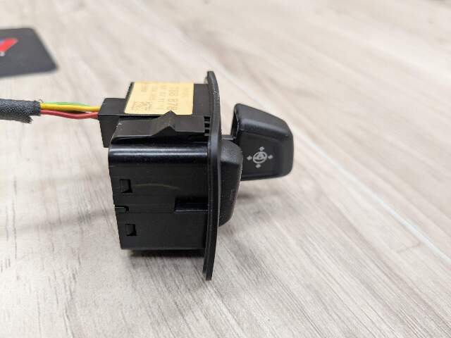 10-18 OEM BMW F07 F10 F13 F01 F02 Steering Column Adjustment & Heated Switch