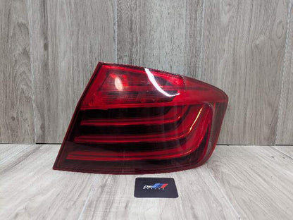 14-16 OEM BMW F10 528 535 550 M5 Rear Right Passenger Side Outer Tail Light