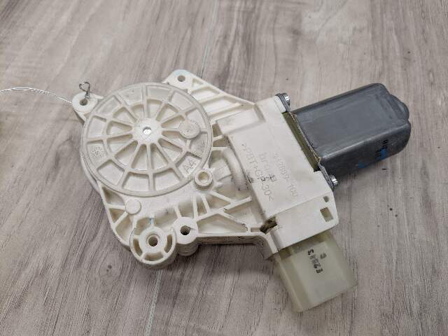 OEM BMW F10 528 535 550 Front Rear Right Passenger Door Window Regulator Motor