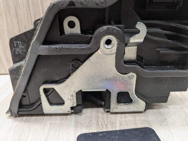 BMW E82 E90 E92 F22 F30 F32 E60 F10 M3 X5 Front LEFT Door Lock Latch Actuator
