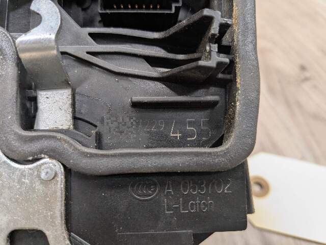 BMW E82 E90 E92 F22 F30 F32 E60 F10 M3 X5 Front LEFT Door Lock Latch Actuator