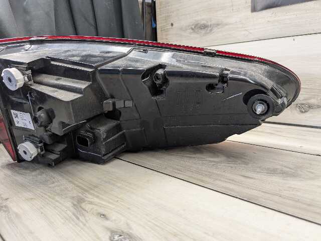 *19-23 OEM BMW F95 G05 X5 X5M Left Driver Side  Brake Stop Lamp Outer Tail Light