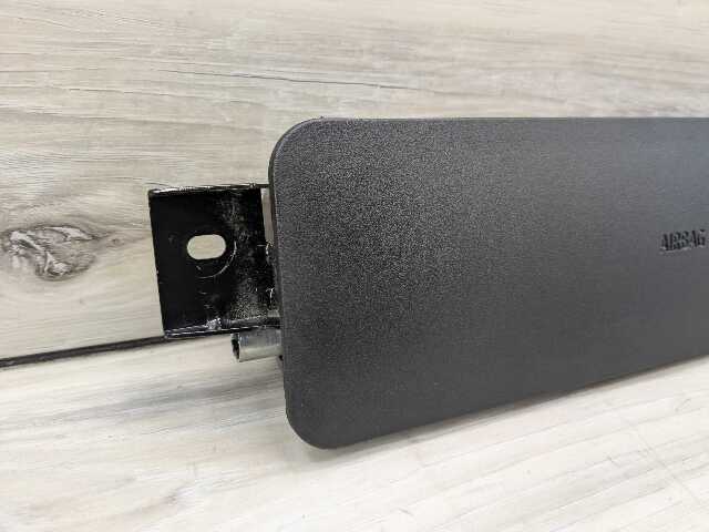 OEM BMW F95 F96 G05 G06 G07 X5 X7 Front Right Passenger Knee Lower Dash Airbag