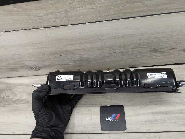 OEM BMW F95 F96 G05 G06 G07 X5 X7 Front Right Passenger Knee Lower Dash Airbag