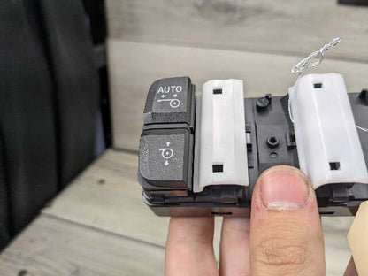 19-25 OEM BMW F95 G05 X5 X5M Sunblind Sunshade Roller Blind Control Switch