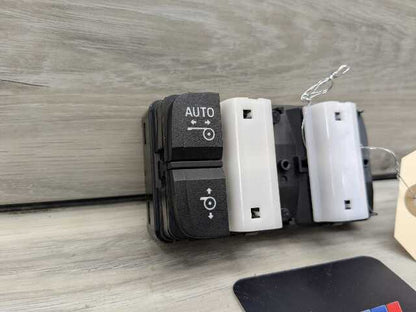 19-25 OEM BMW F95 G05 X5 X5M Sunblind Sunshade Roller Blind Control Switch