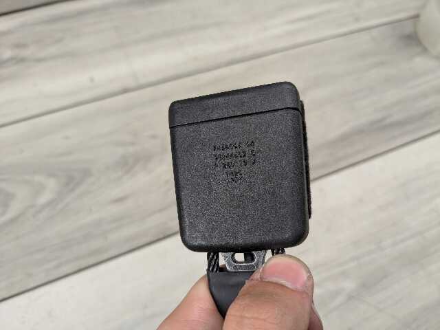 OEM BMW F95 F96 G05 G06 G07 G09 X5 X6 X7 Front Left Right Seatbelt Buckle Black