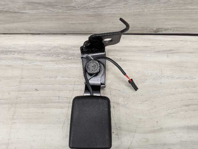 *OEM BMW F95 G05 G06 X5 X6 Rear Left Driver 2nd Row Seat Belt Seatbelt Buckle