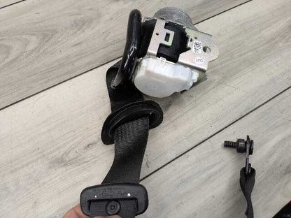 19-25 OEM BMW F95 G05 X5 X5M REAR Left Driver 2nd Row Seat Belt Retractor