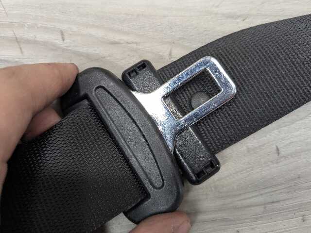 OEM BMW F95 G05 G06 G07 X5 X6 X7 Front Right Passenger Seat Belt Retractor Black