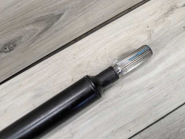 OEM BMW F97 G01 G05 G12 G20 G26 G30 Front Driveshaft Axle Drive Shaft L=809,4MM