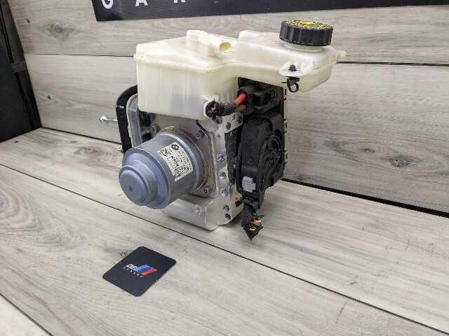 19-25 OEM BMW G05 G06 G07 X5 Master Cylinder Hydraulic ABS Brake Pump Booster