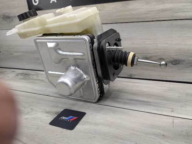 19-25 OEM BMW G05 G06 G07 X5 Master Cylinder Hydraulic ABS Brake Pump Booster
