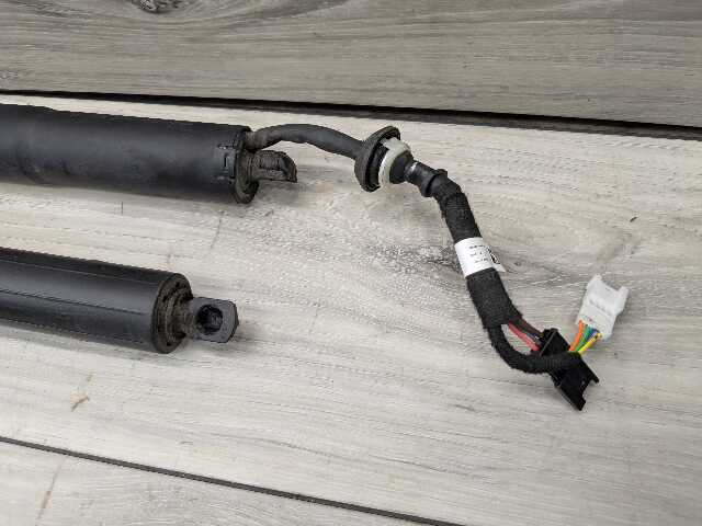 19-23 OEM BMW G05 X5 Rear Left Right Trunk Liftgate Shock Hatch Strut Supports