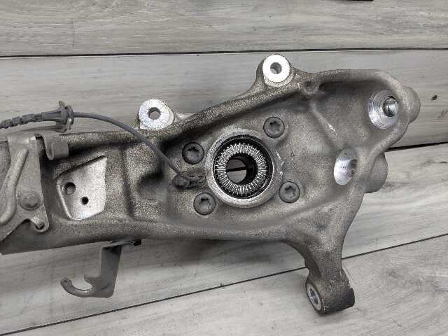 OEM BMW F95 G05 G06 G07 G09 X5 Front Right Passenger Hub Spindle Knuckle Bearing
