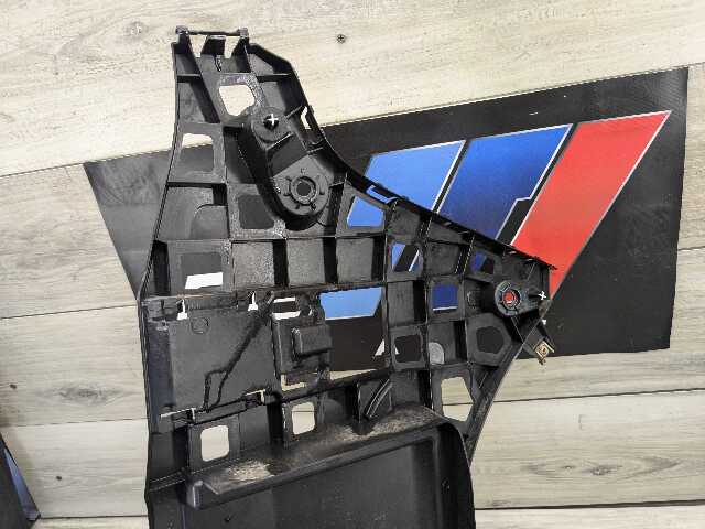 19-23 OEM BMW G05 X5 REAR Left Driver Side Bumper Brackets Mounts Guides PAIR