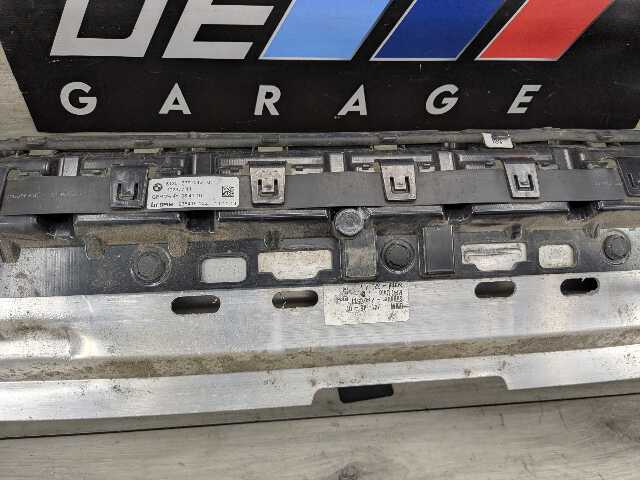 *OEM BMW F95 F96 G05 G06 G07 X5 X7 REAR Bumper Reinforcement Impact Crash Rebar