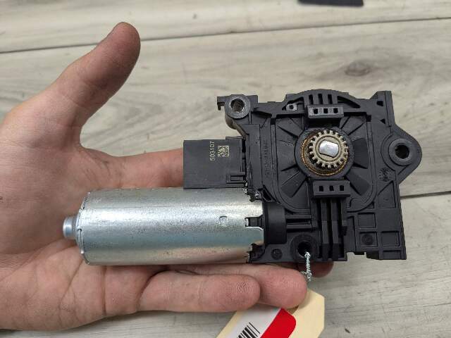 OEM BMW F97 G01 G02 G05 G06 Panoramic Sunroof Sun Roof Glass Shade Motor