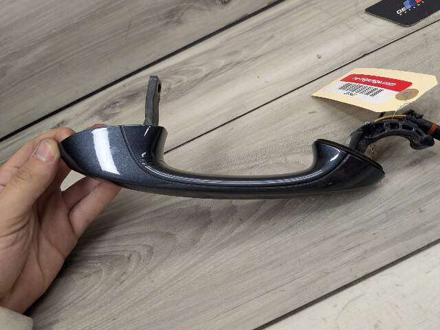OEM BMW G05 G06 G07 X5 X6 X7 REAR Right Passenger Side Door Handle COMFORT