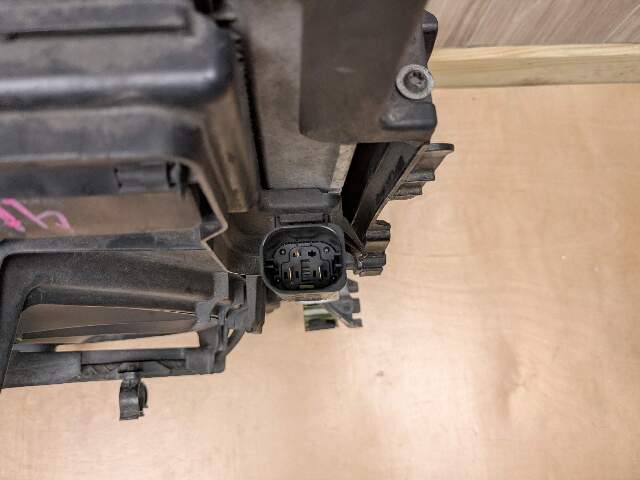 14-19 OEM BMW F15 F16 X5 X6 Radiator Condenser Fan Shroud Assembly 850W N63
