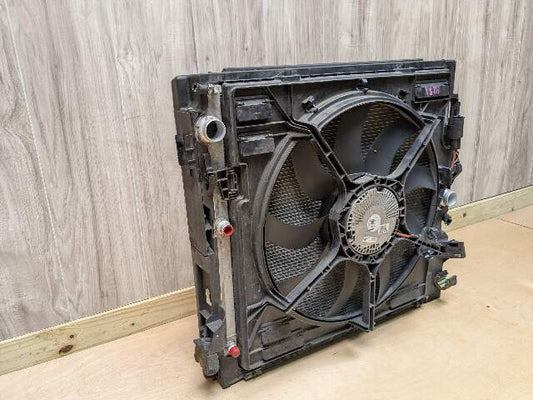 14-19 OEM BMW F15 F16 X5 X6 Radiator Condenser Fan Shroud Assembly 850W N63