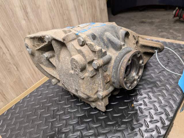 07-13 OEM BMW E82 E90 E92 N54 N55 Automatic Rear Differential Axle Carrier 3.46