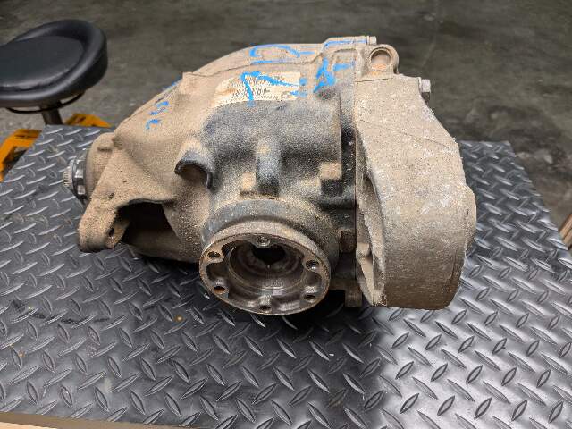 07-13 OEM BMW E82 E90 E92 N54 N55 Automatic Rear Differential Axle Carrier 3.46