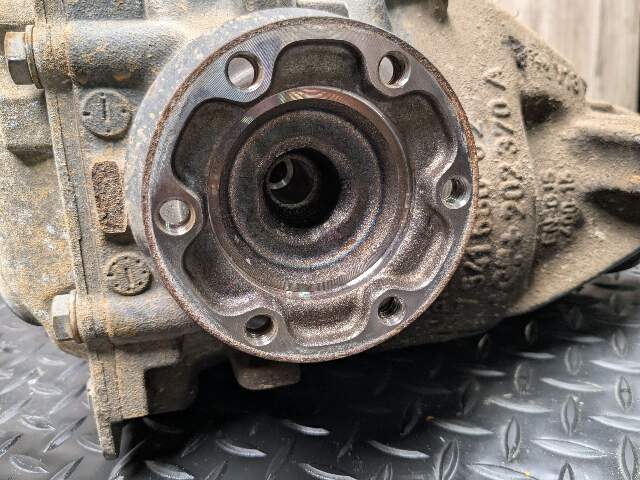 07-13 OEM BMW E82 E90 E92 N54 N55 Automatic Rear Differential Axle Carrier 3.46