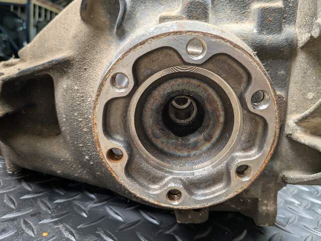 07-13 OEM BMW E82 E90 E92 N54 N55 Automatic Rear Differential Axle Carrier 3.46