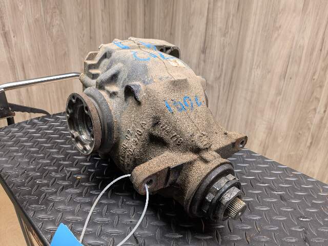 07-13 OEM BMW E82 E90 E92 N54 N55 Automatic Rear Differential Axle Carrier 3.46