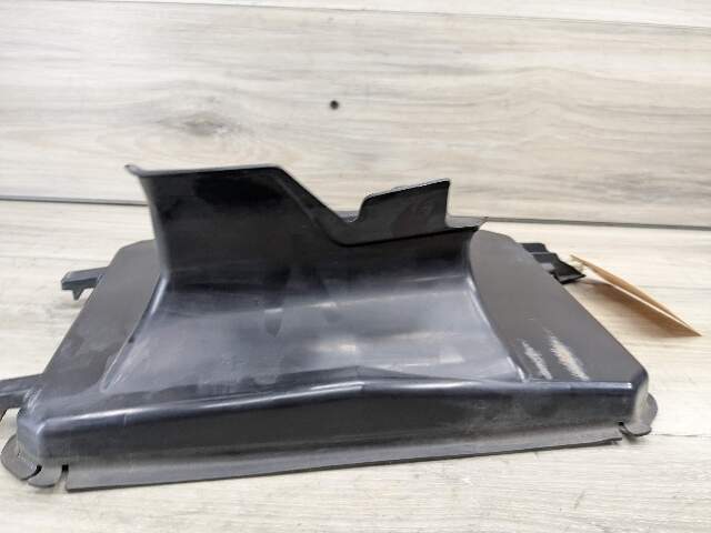 19-25 OEM BMW G05 X5 Front Right Passenger Side Radiator Cooler Air Duct Vent