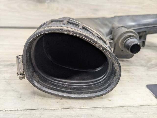 19-25 OEM BMW G05 G07 X5 X7 Engine N63 Air Cleaner Intake Duct Tube Hose 1-4